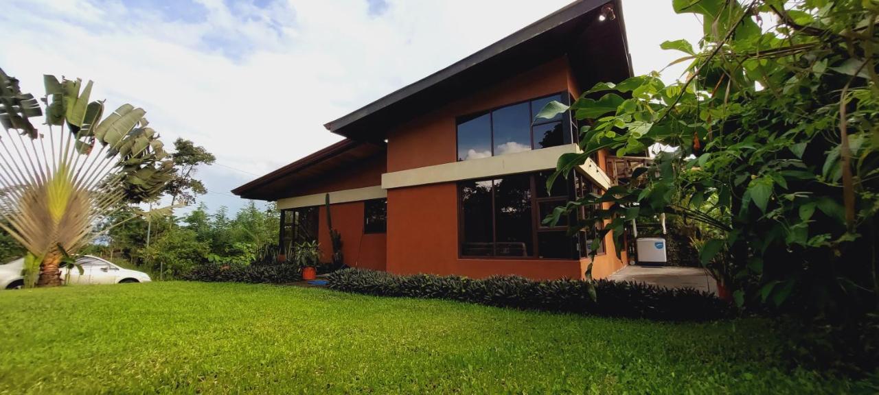 Green Leaf House La Fortuna 外观 照片